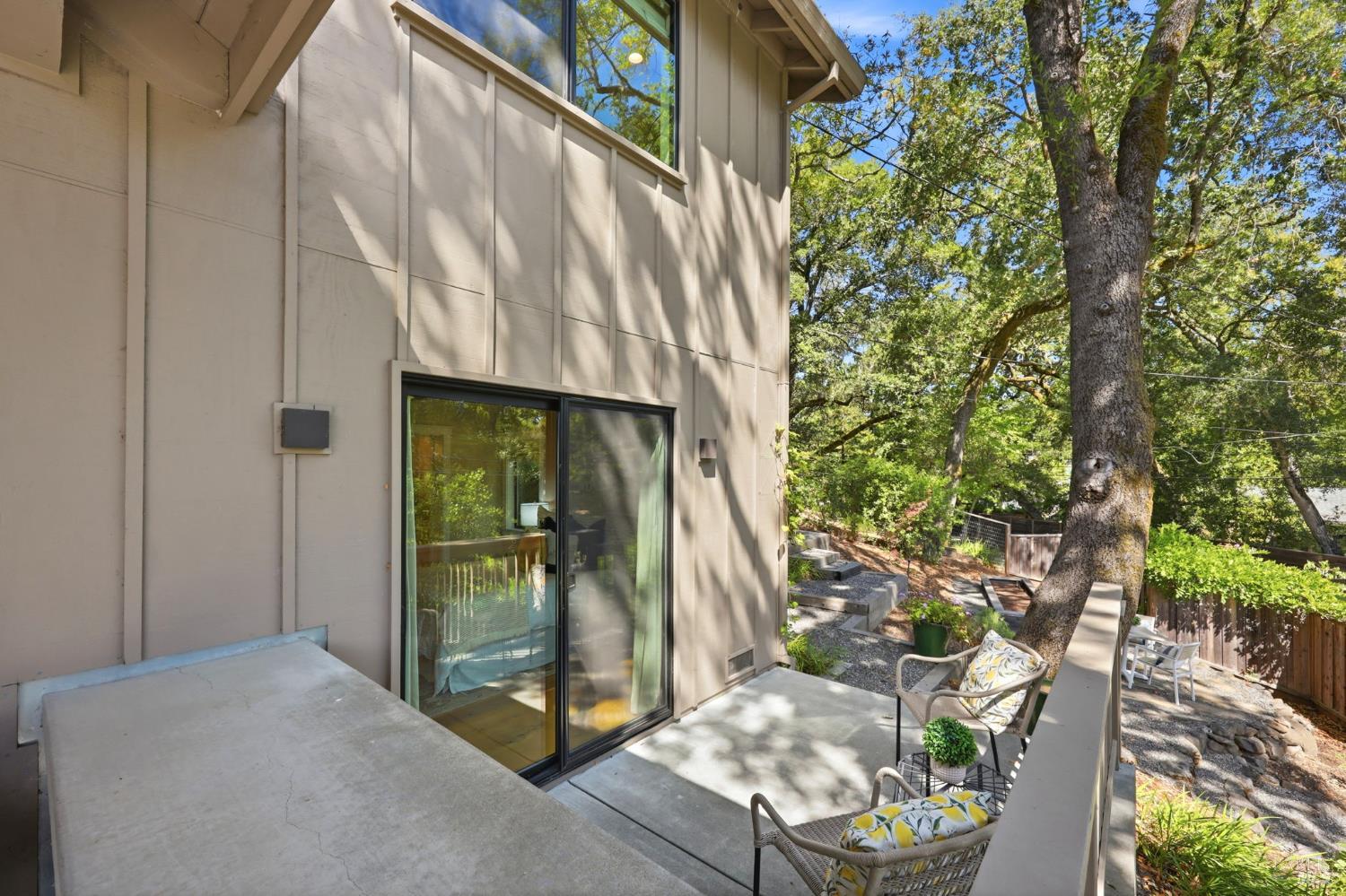 905 Robertson Road Glen Ellen CA 95442