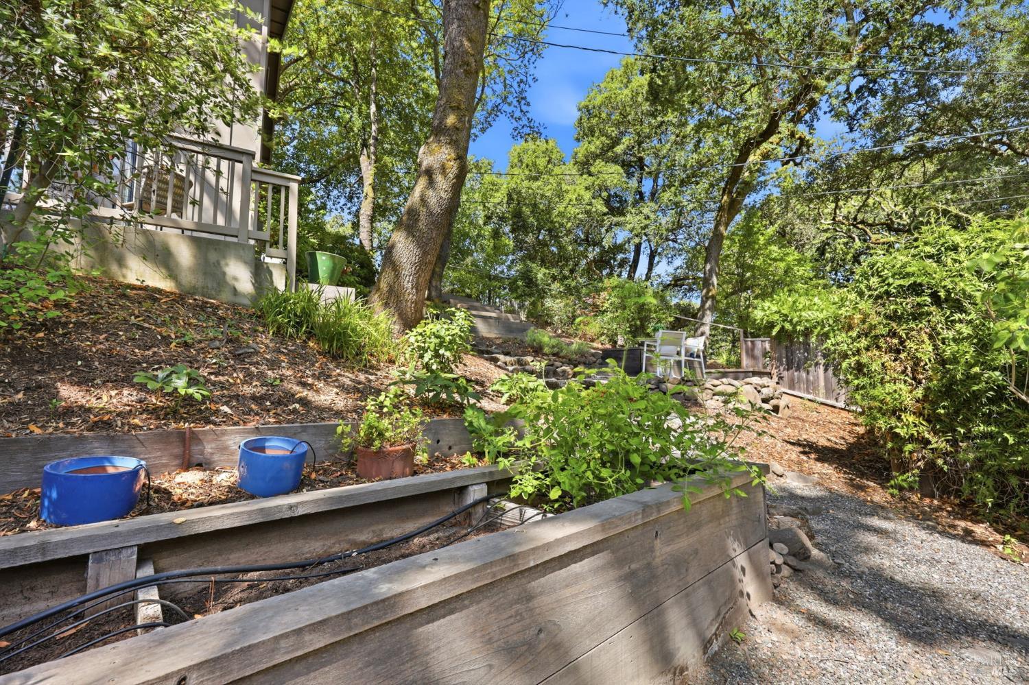 905 Robertson Road Glen Ellen CA 95442