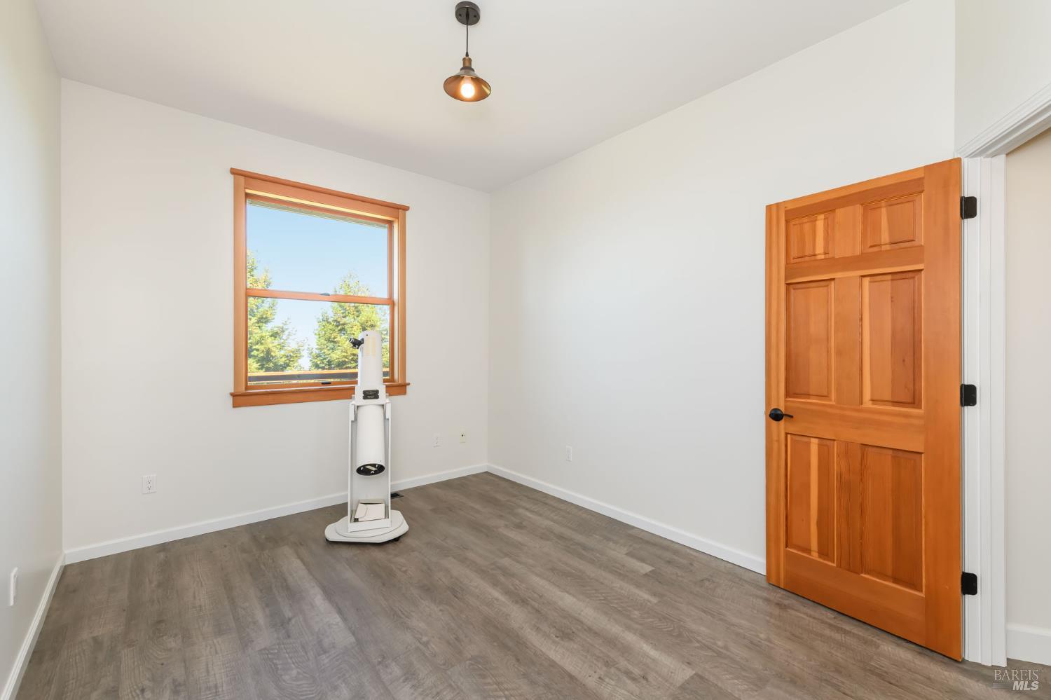 6649 Round Oak Road Penngrove CA 94951