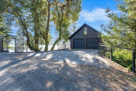 3100 Muniz Ranch Road Jenner CA 95450