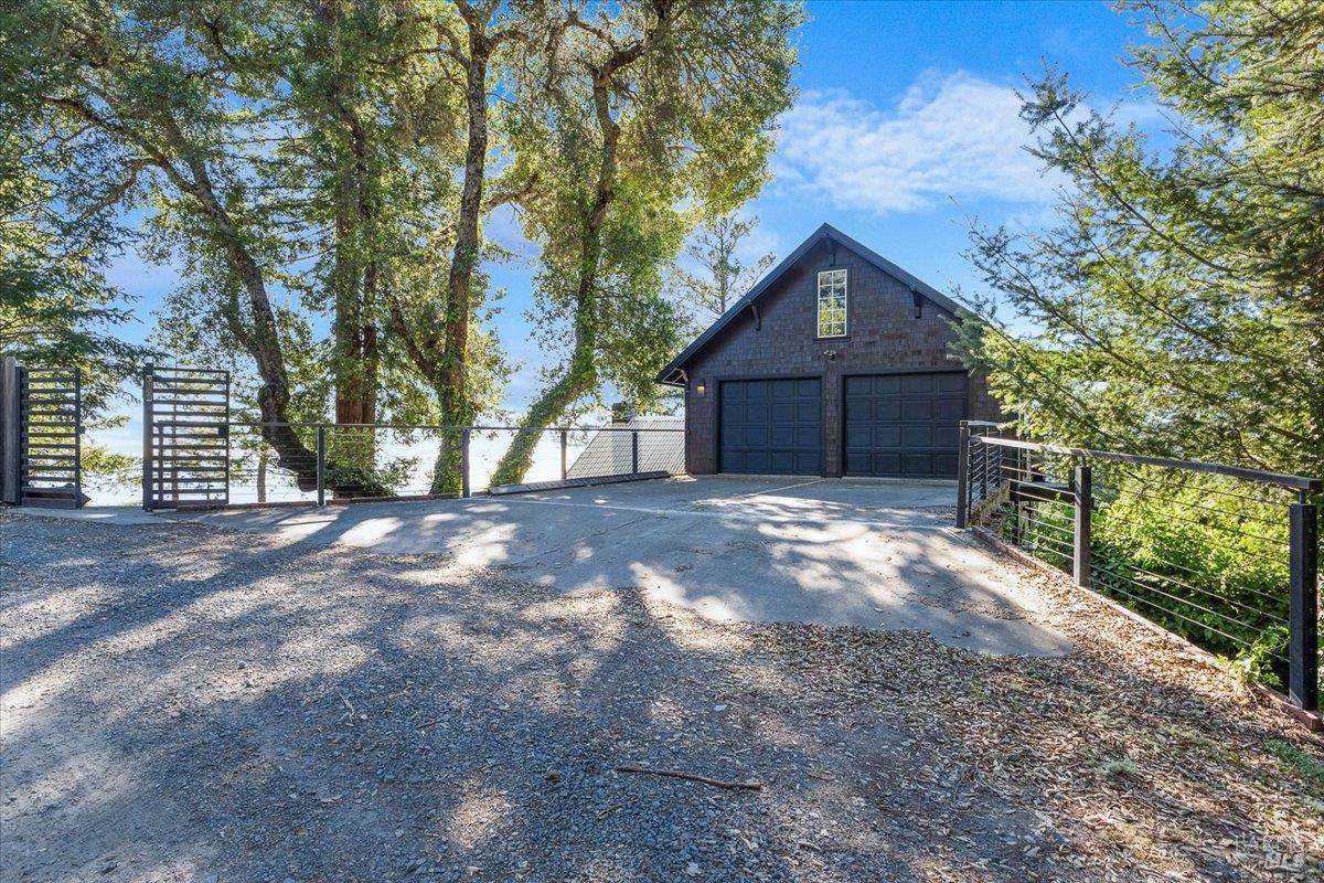 3100 Muniz Ranch Road Jenner CA 95450