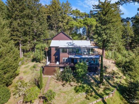 3100 Muniz Ranch Road Jenner CA 95450