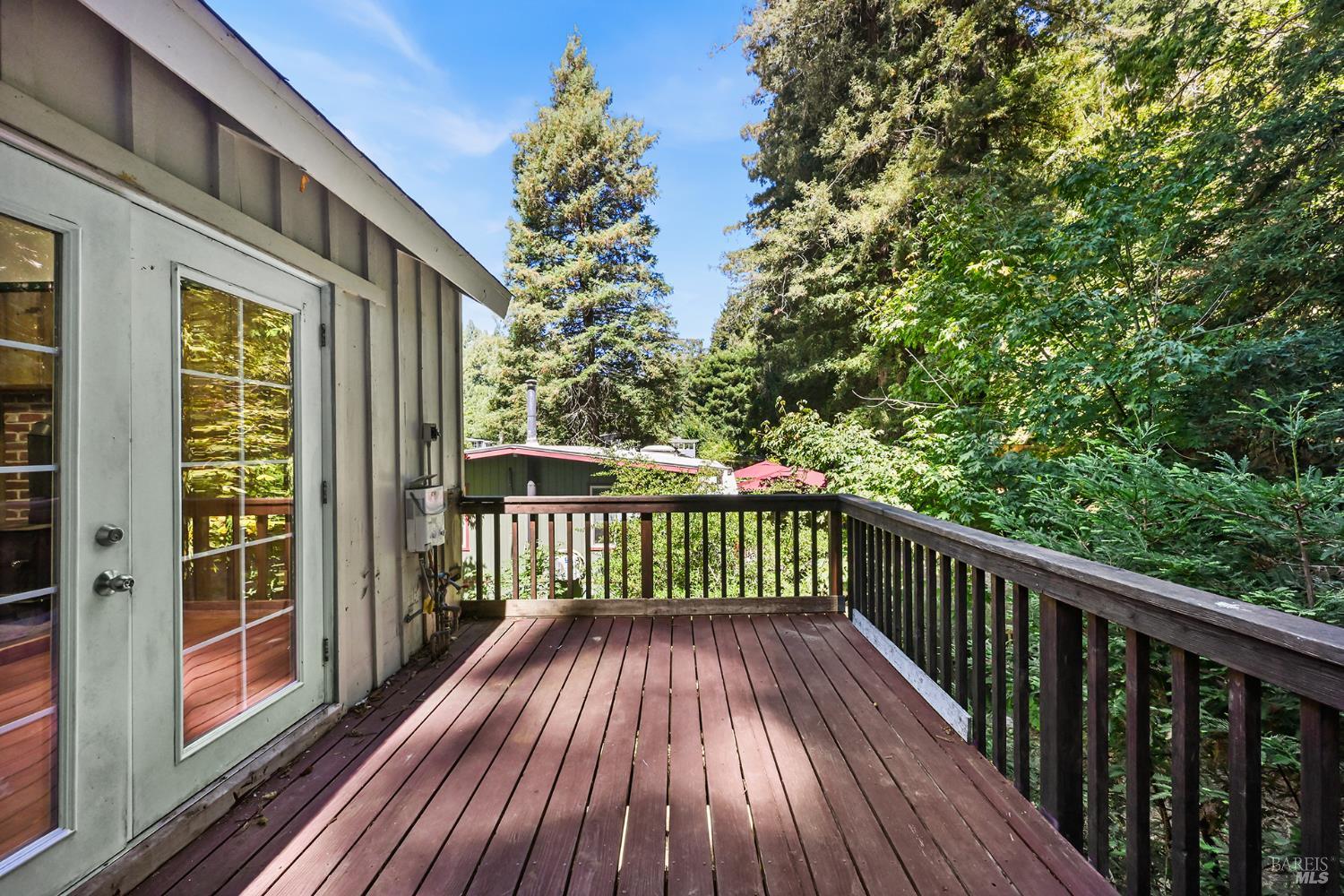 20251 Willow Road Monte Rio CA 95462