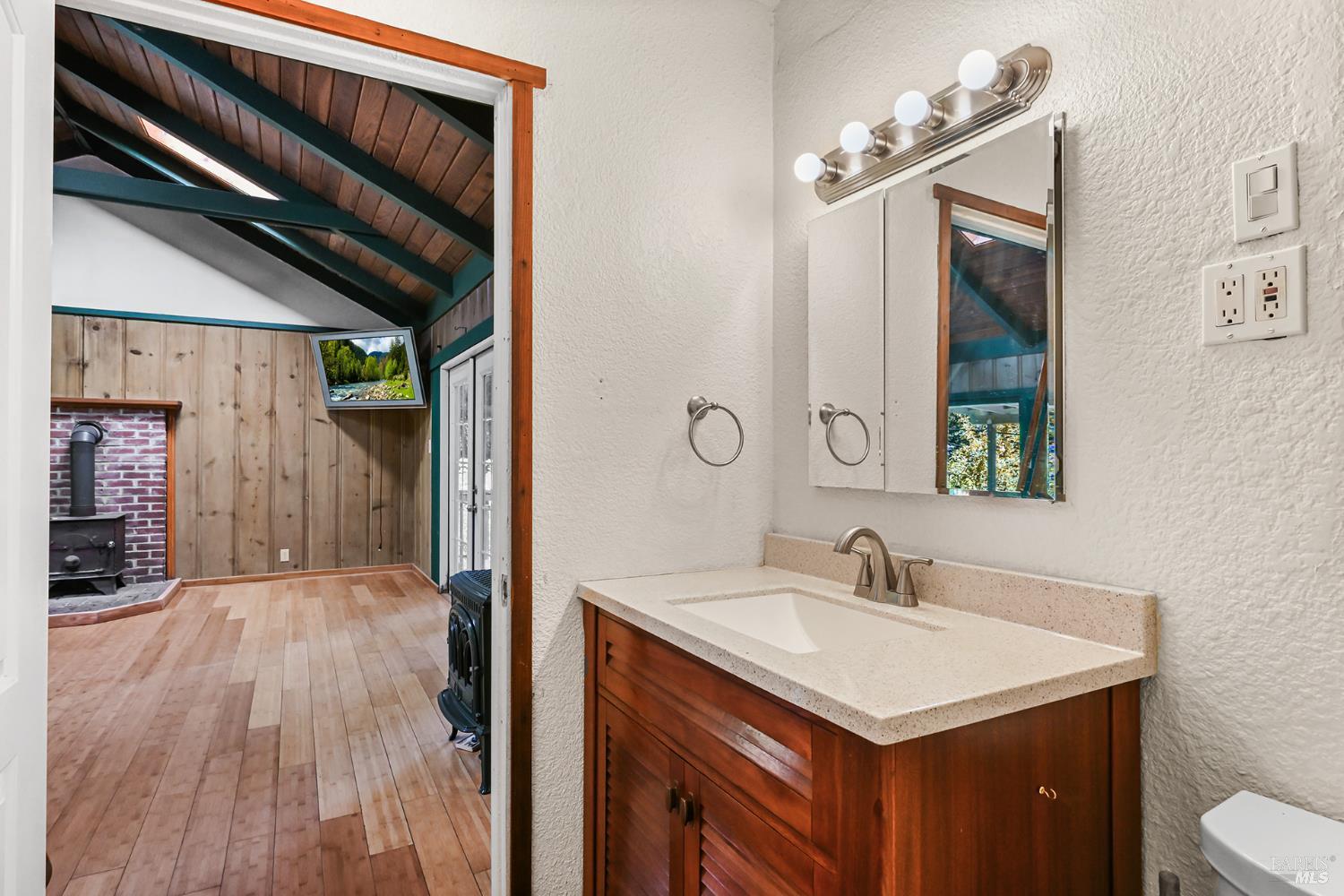 20251 Willow Road Monte Rio CA 95462