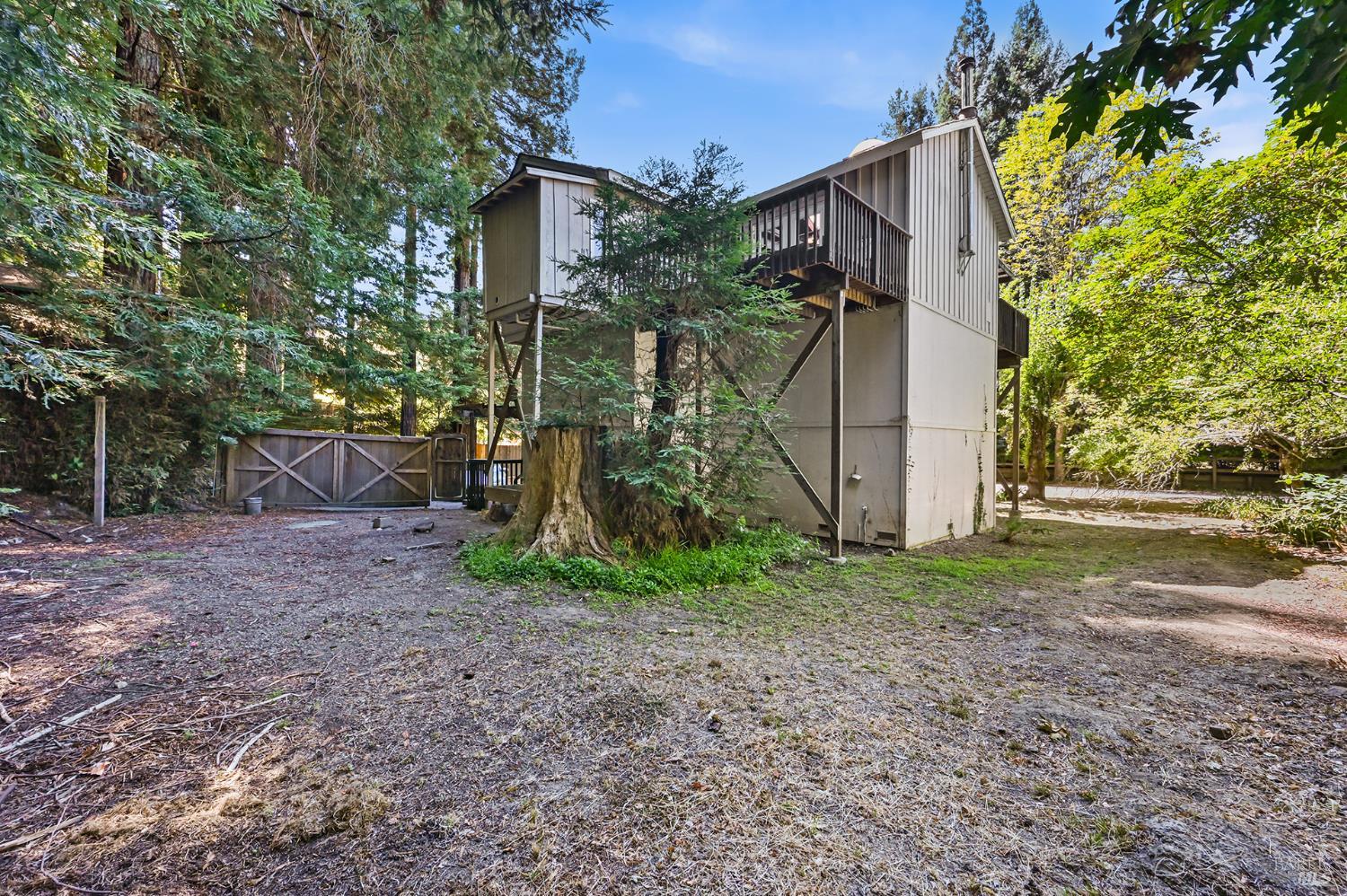 20251 Willow Road Monte Rio CA 95462