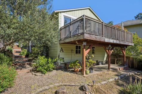 17323 Hillside Avenue Sonoma CA 95476
