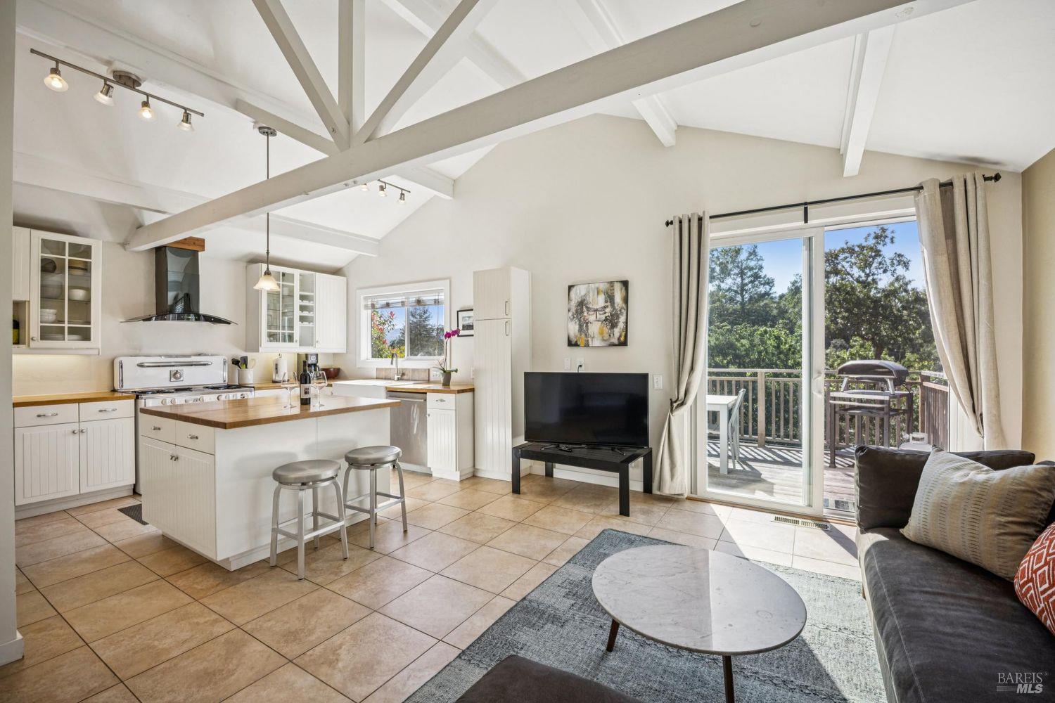 17323 Hillside Avenue Sonoma CA 95476