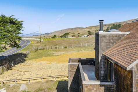 2490-2520 Highway 1 Bodega Bay CA 94923