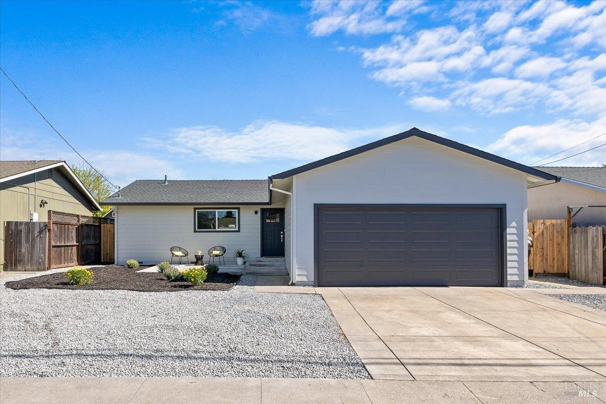 1622 Weaverly Drive Petaluma CA 94954