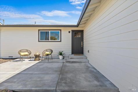 1622 Weaverly Drive Petaluma CA 94954