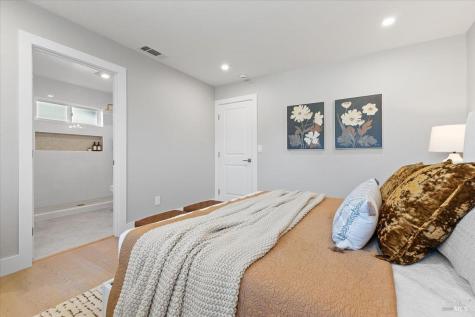 1622 Weaverly Drive Petaluma CA 94954