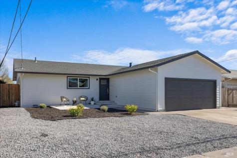 1622 Weaverly Drive Petaluma CA 94954