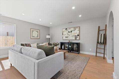 1622 Weaverly Drive Petaluma CA 94954