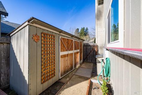 2492 Plum Meadow Court Santa Rosa CA 95404