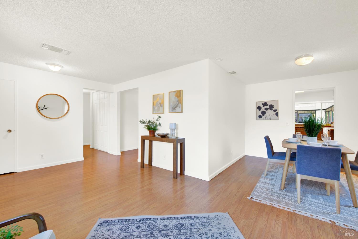 1365 W H Street Dixon CA 95620