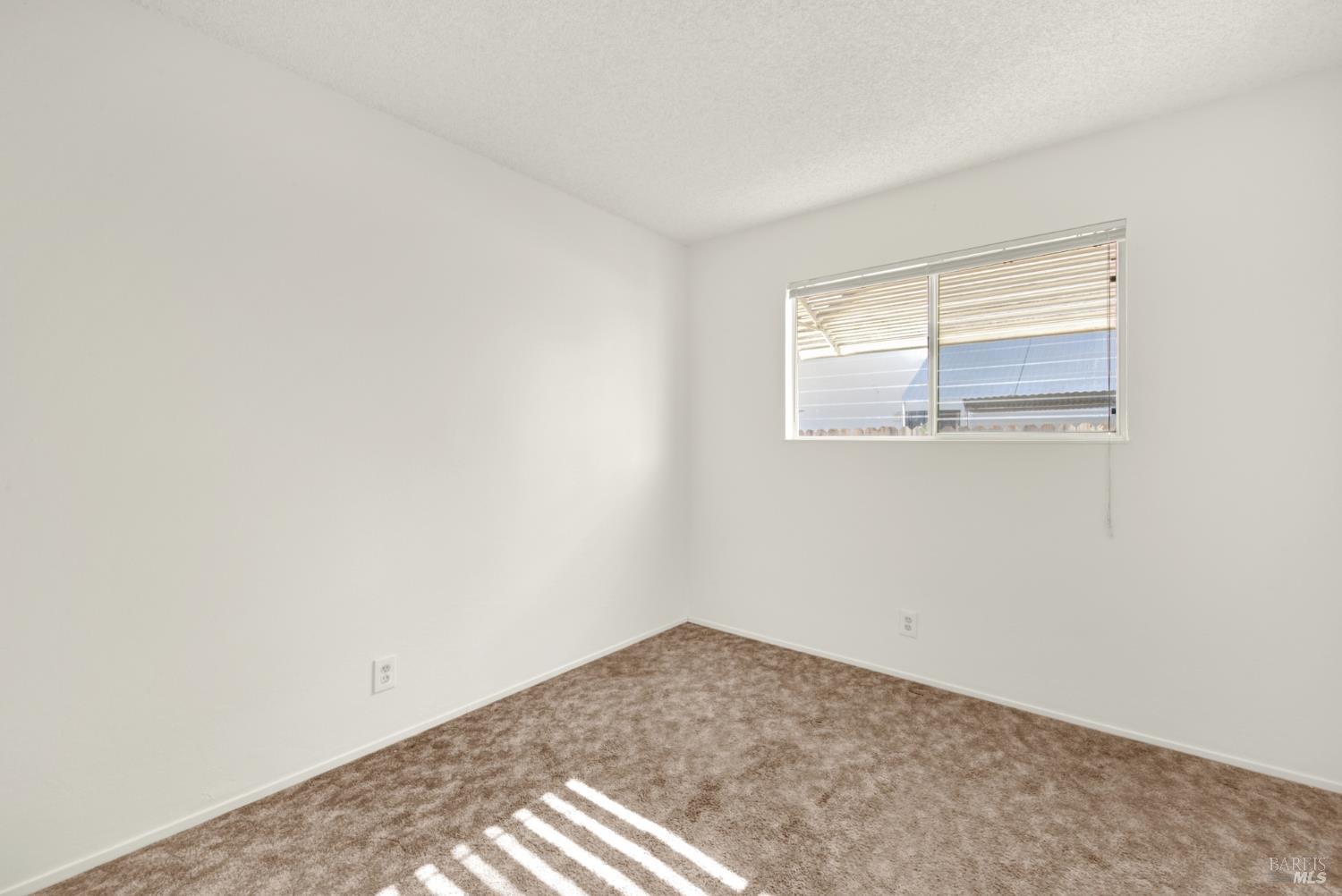 1365 W H Street Dixon CA 95620
