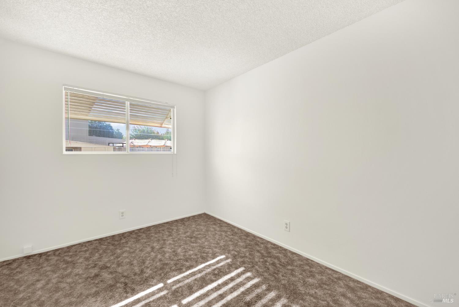 1365 W H Street Dixon CA 95620