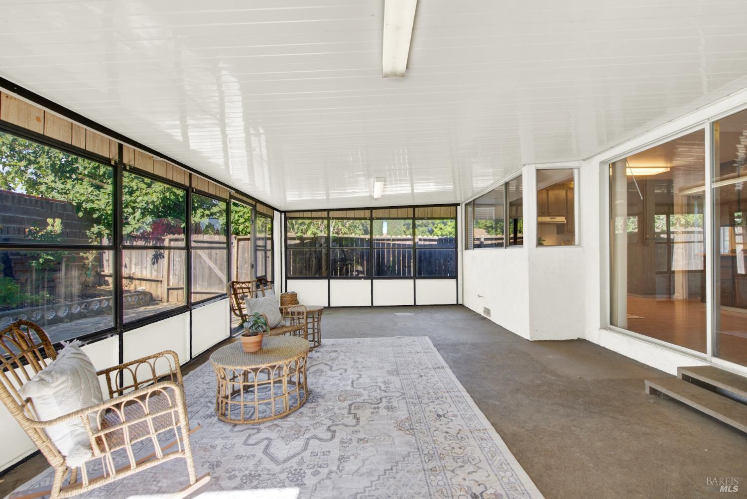 1365 W H Street Dixon CA 95620
