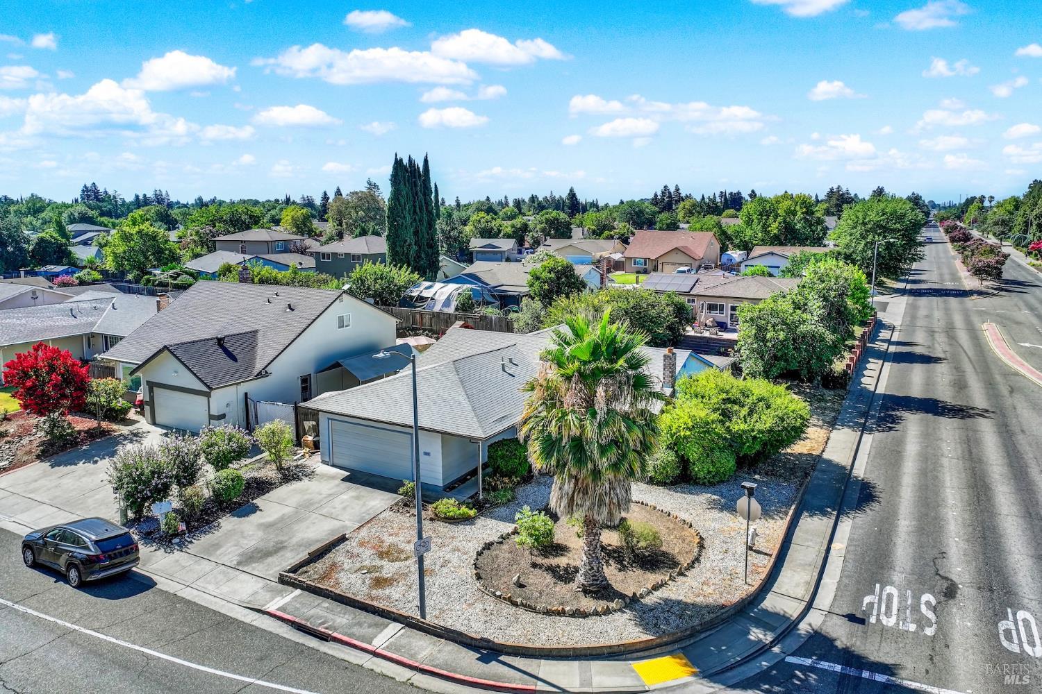 1365 W H Street Dixon CA 95620