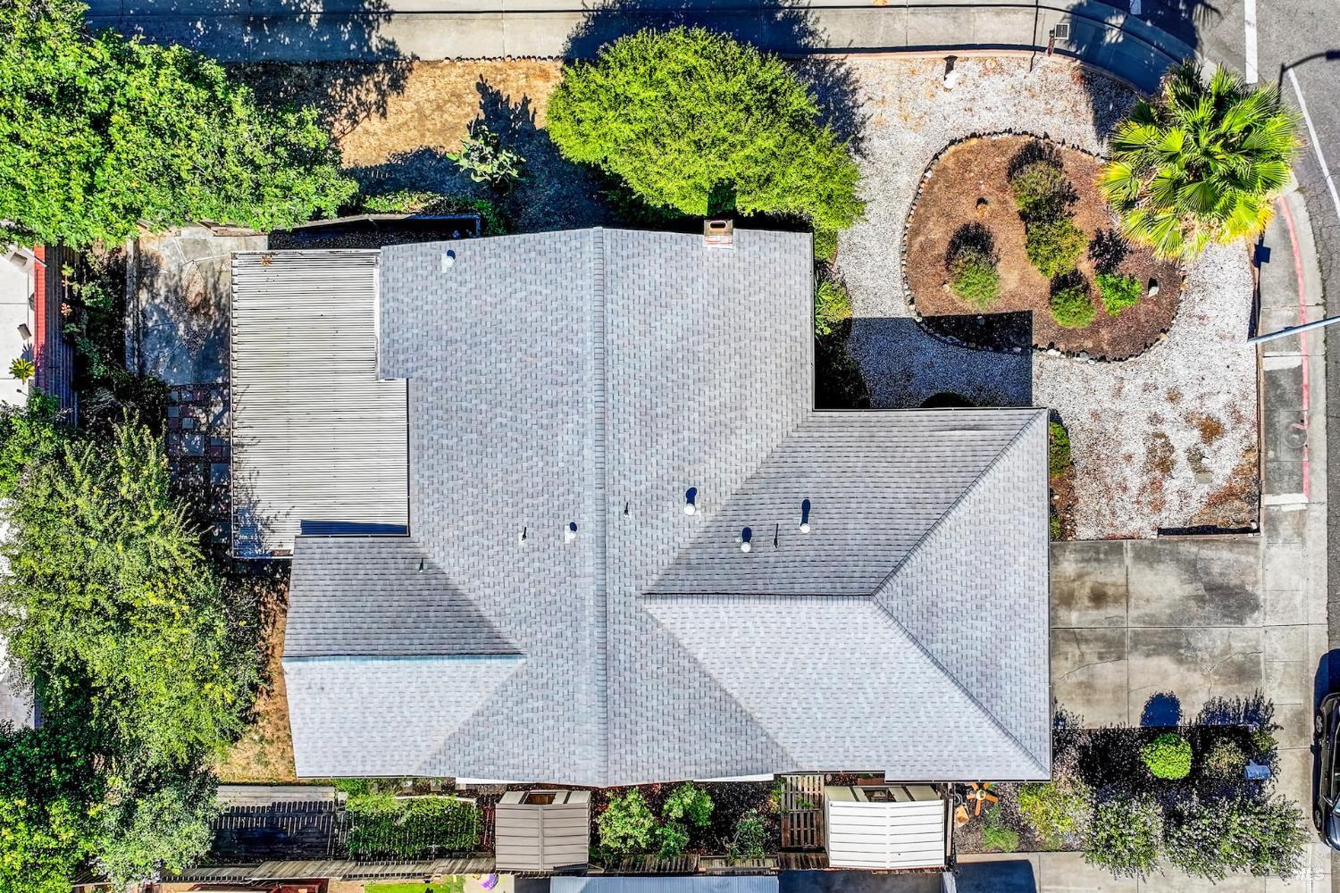 1365 W H Street Dixon CA 95620