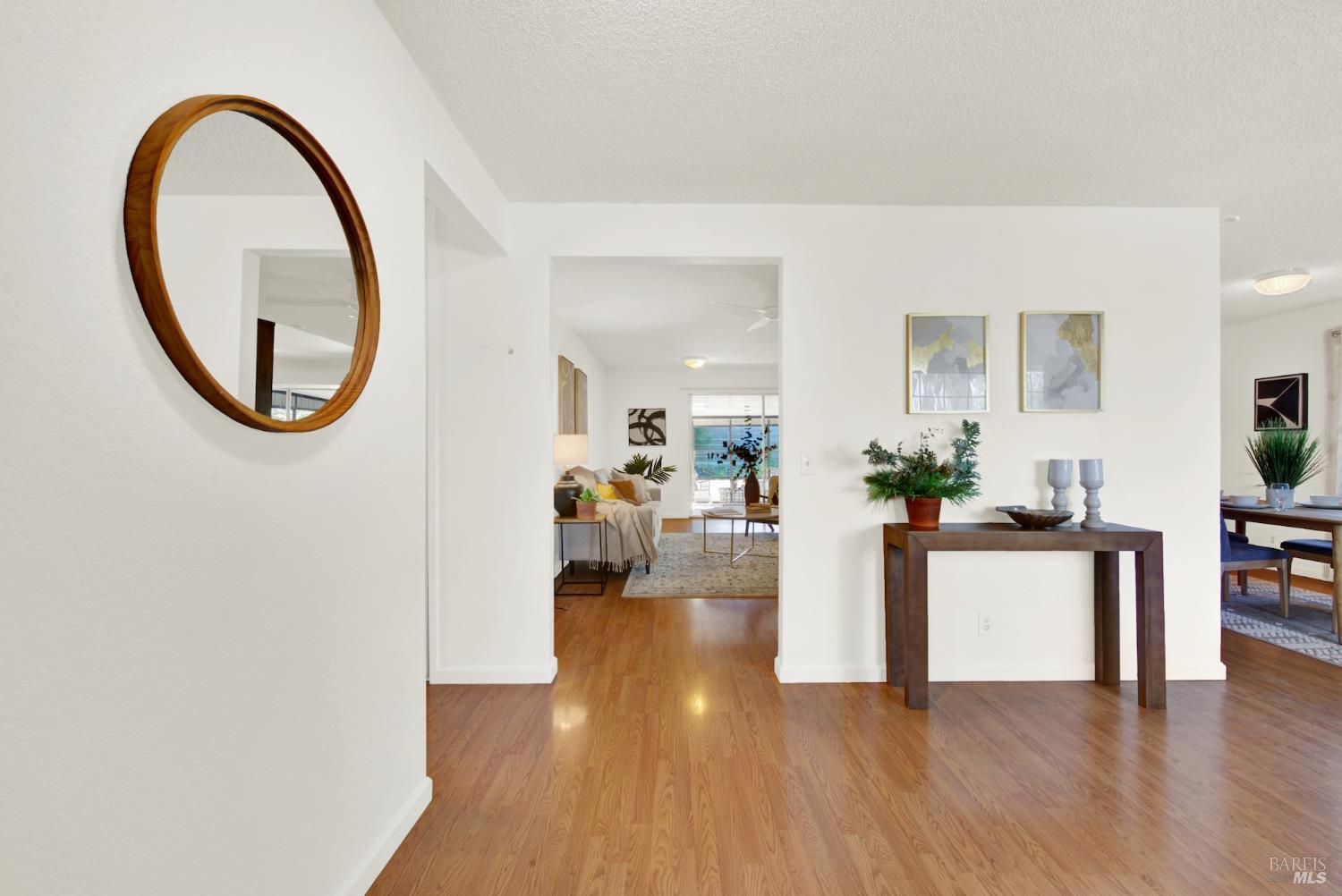 1365 W H Street Dixon CA 95620