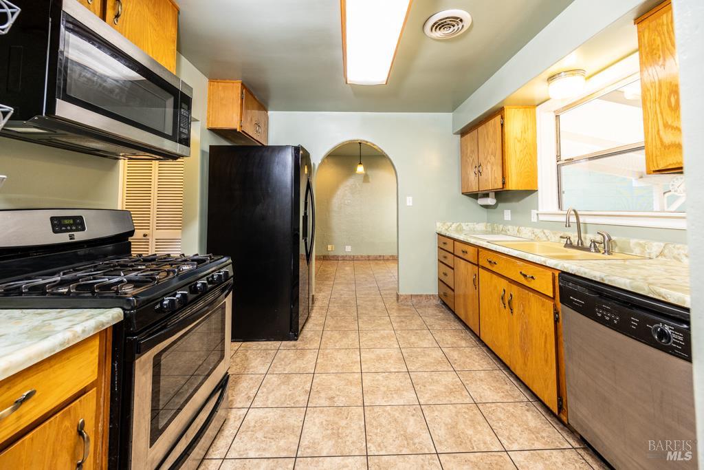 165 Luce Avenue Ukiah CA 95482
