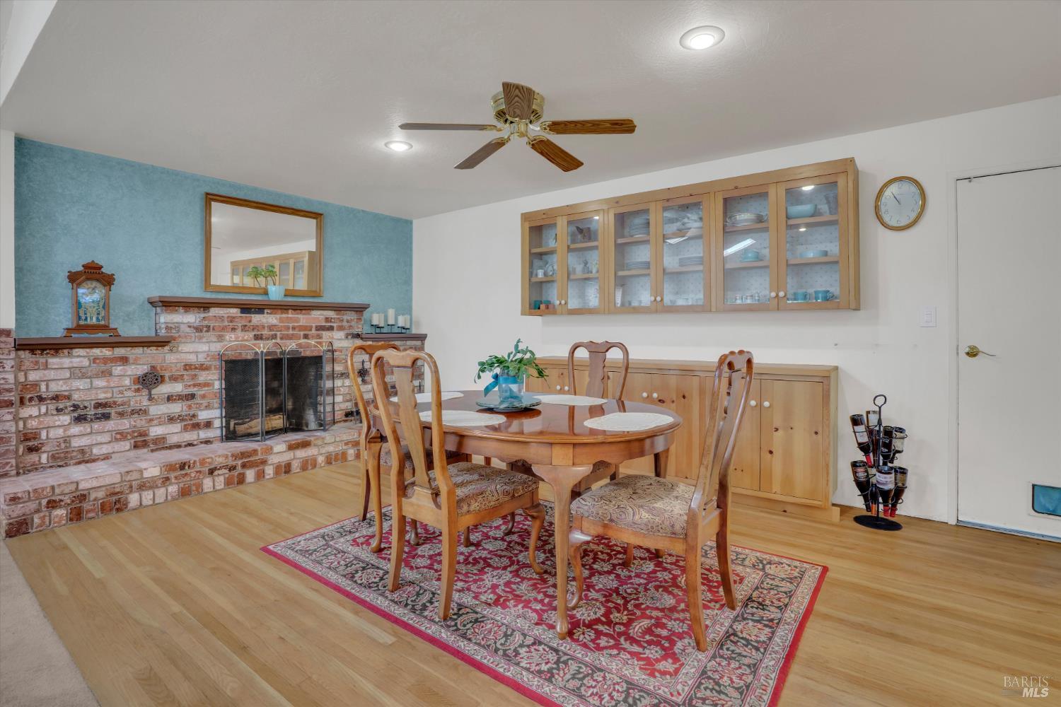 298 Markham Avenue Vacaville CA 95688