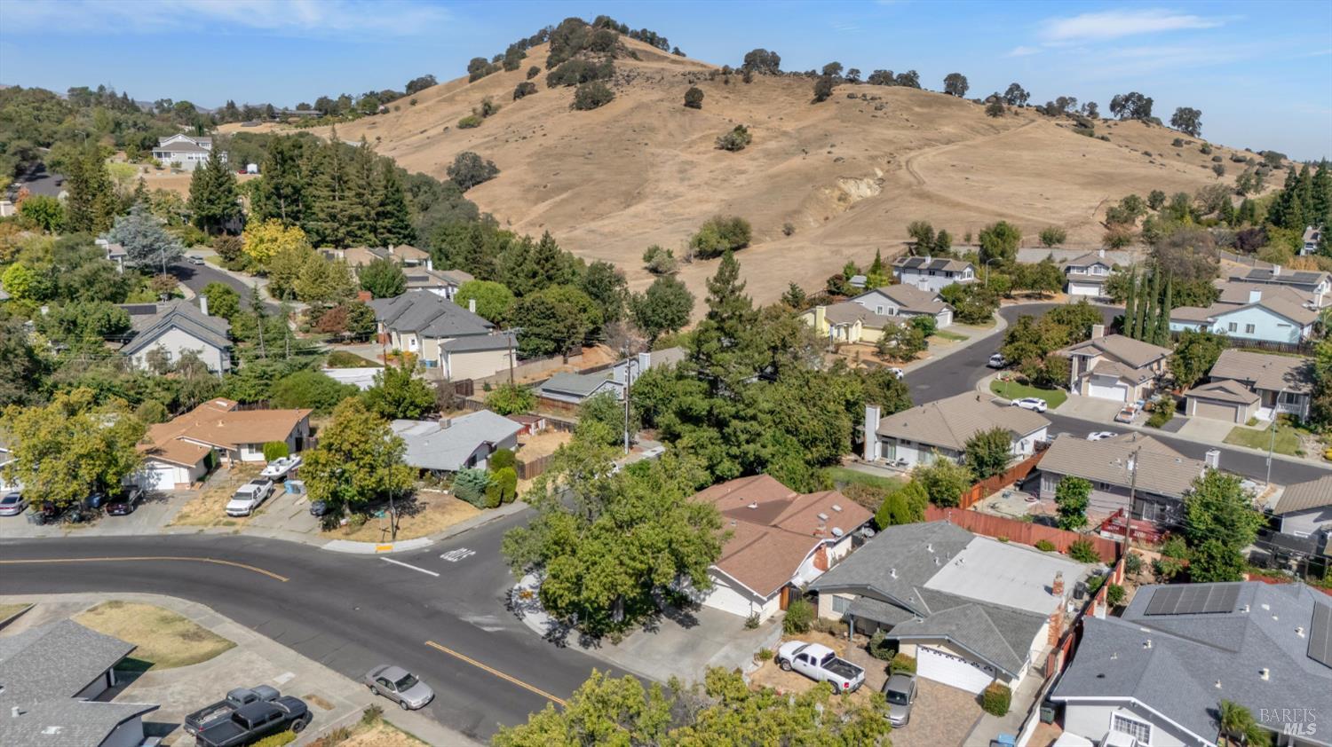 298 Markham Avenue Vacaville CA 95688