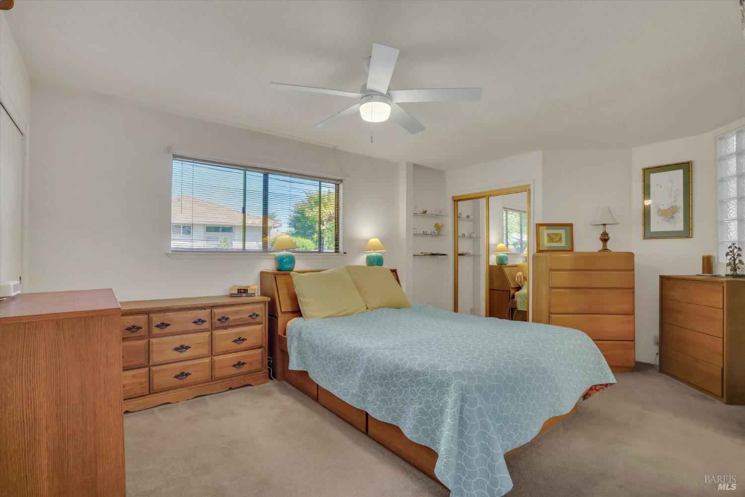 298 Markham Avenue Vacaville CA 95688