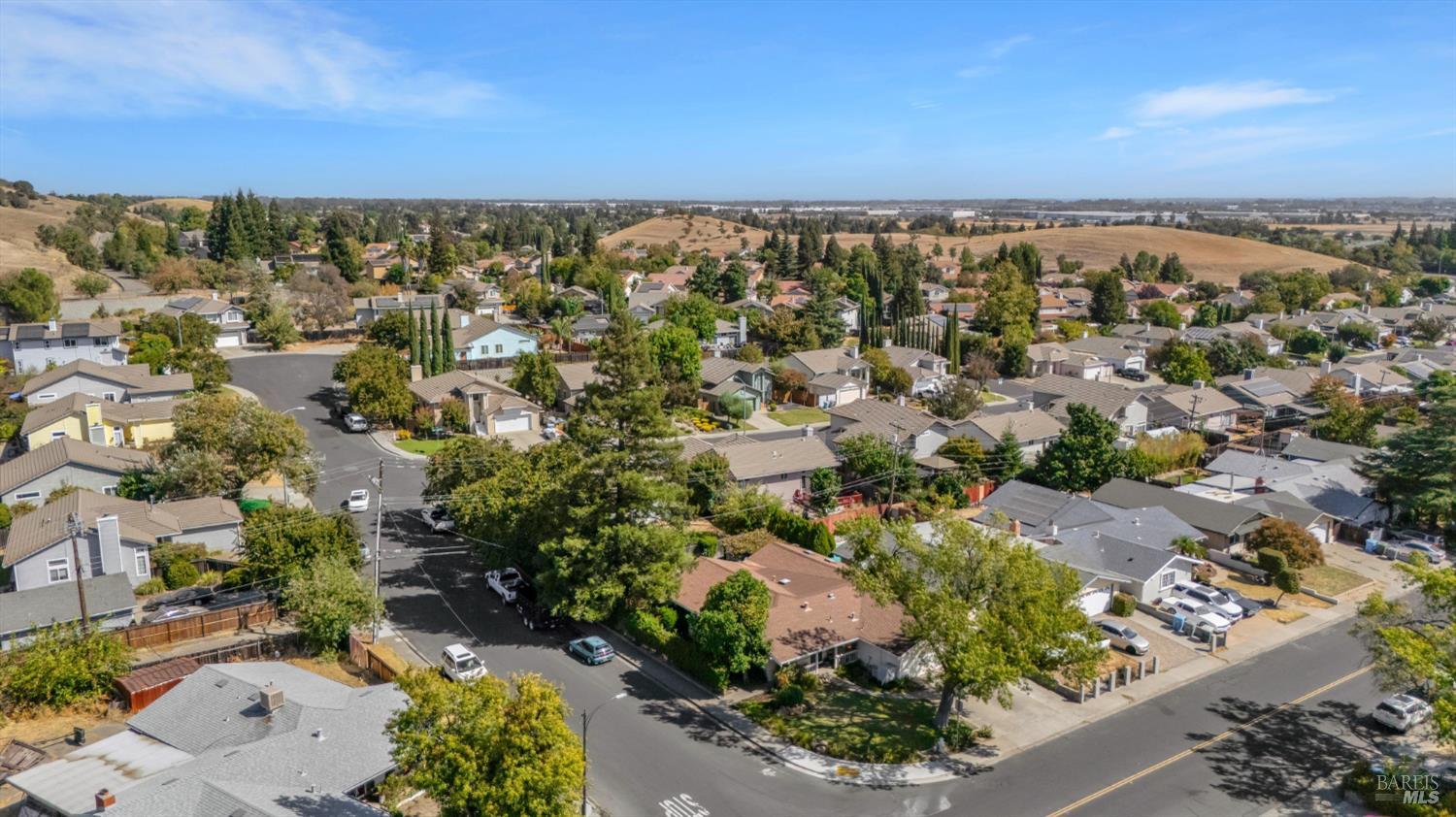 298 Markham Avenue Vacaville CA 95688