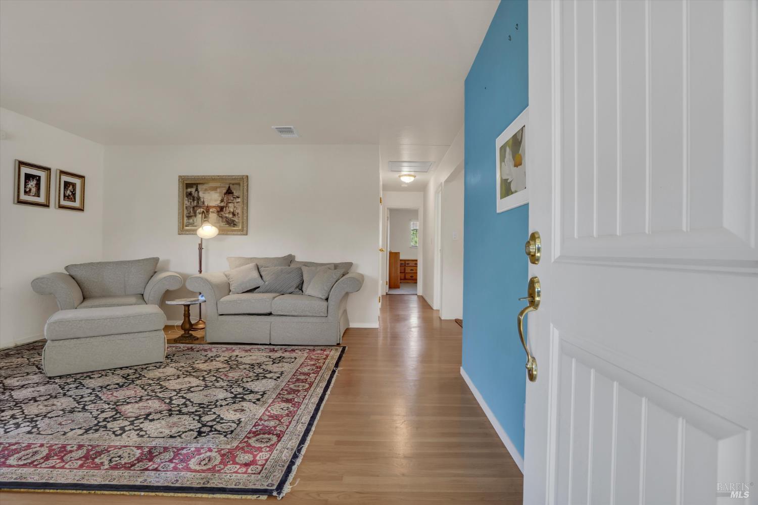 298 Markham Avenue Vacaville CA 95688