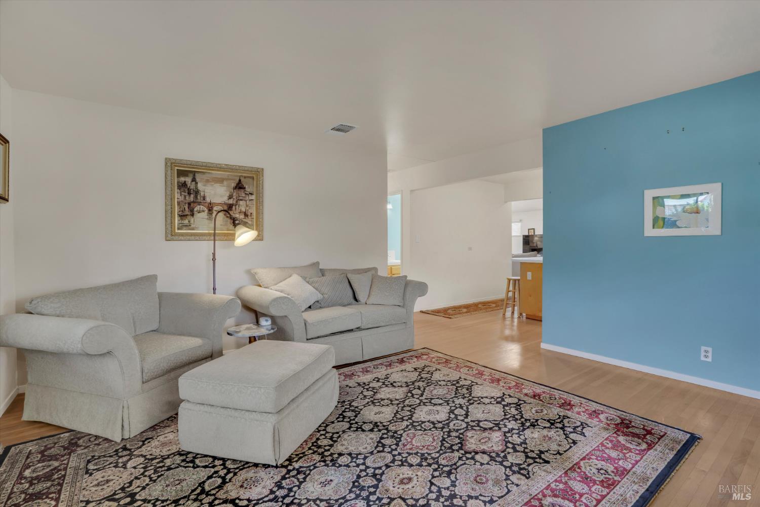 298 Markham Avenue Vacaville CA 95688