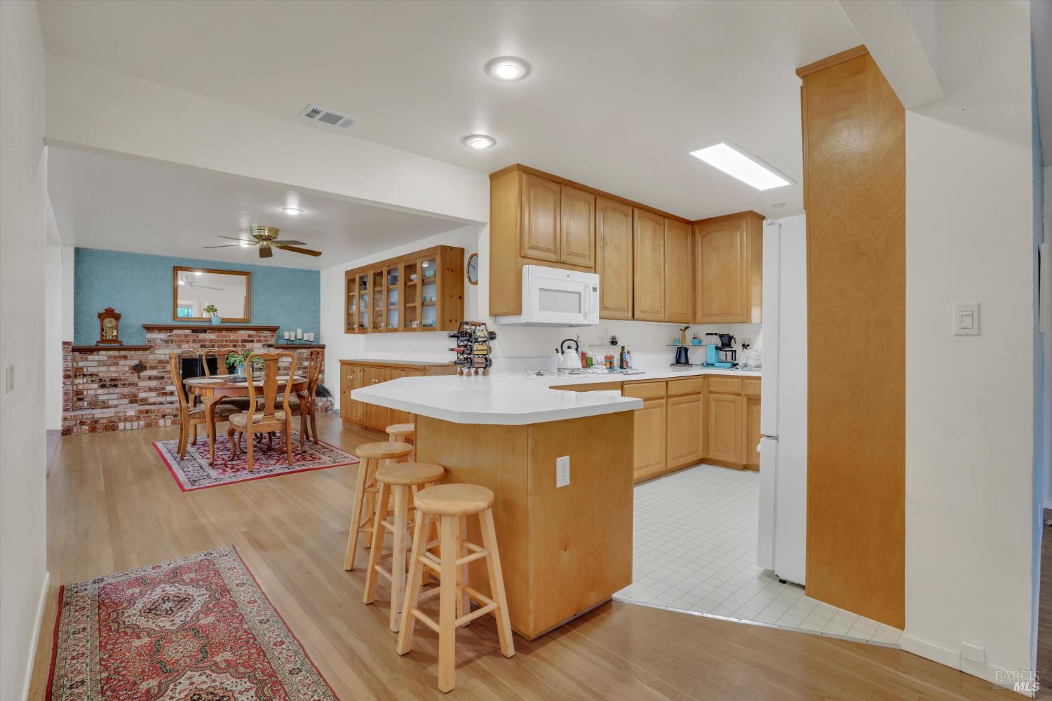 298 Markham Avenue Vacaville CA 95688