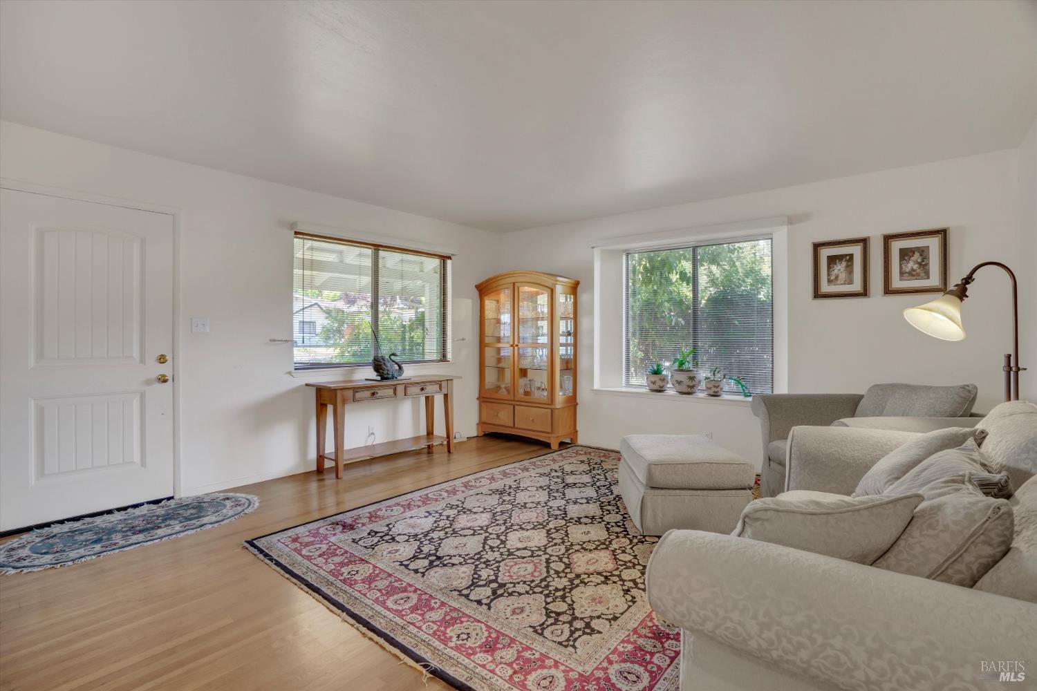 298 Markham Avenue Vacaville CA 95688