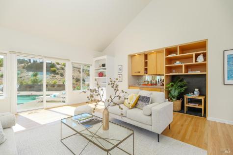 15 Ravine Way Novato CA 94947