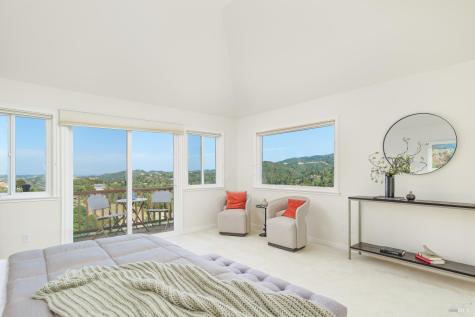 15 Ravine Way Novato CA 94947