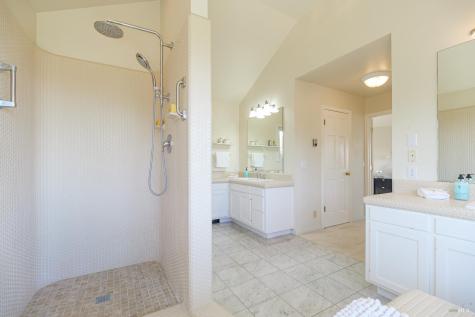 15 Ravine Way Novato CA 94947