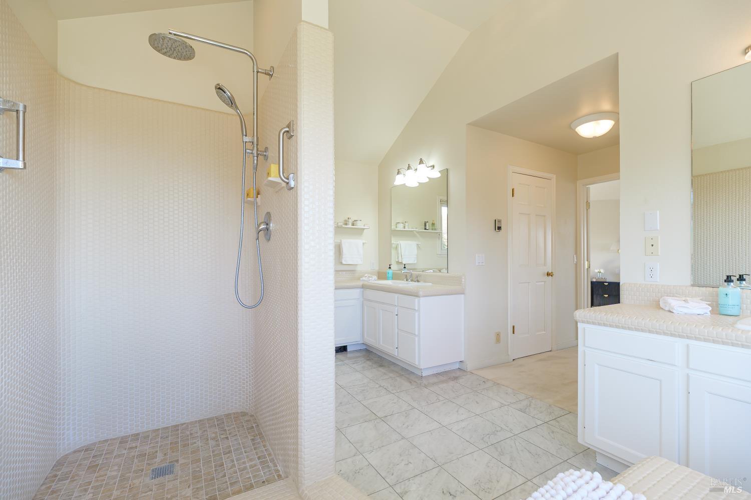 15 Ravine Way Novato CA 94947