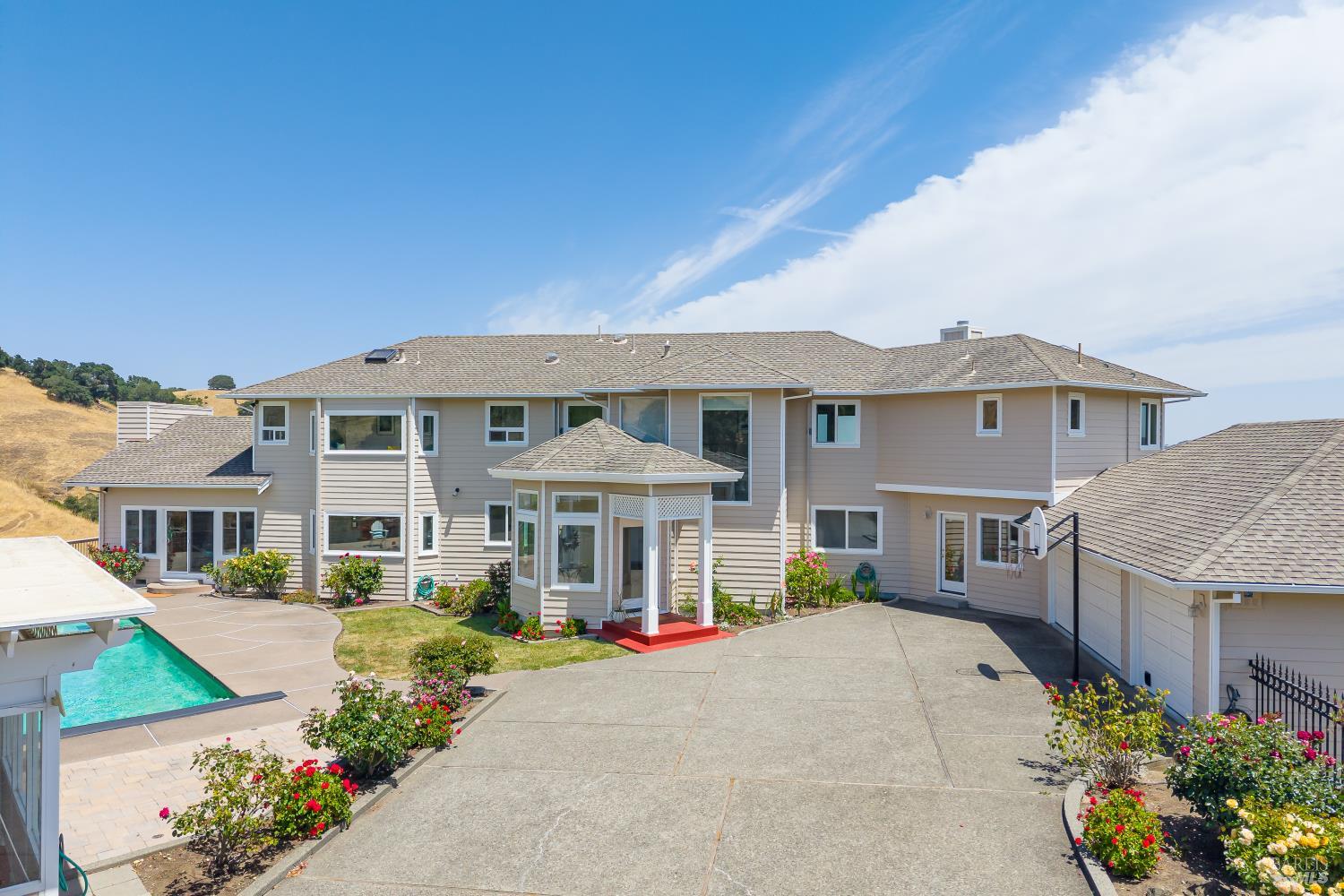 15 Ravine Way Novato CA 94947