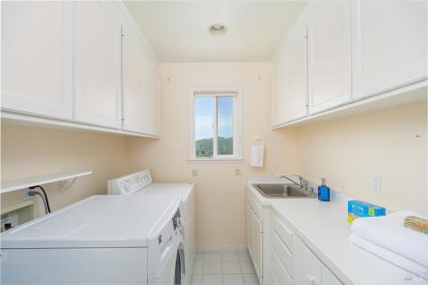 15 Ravine Way Novato CA 94947