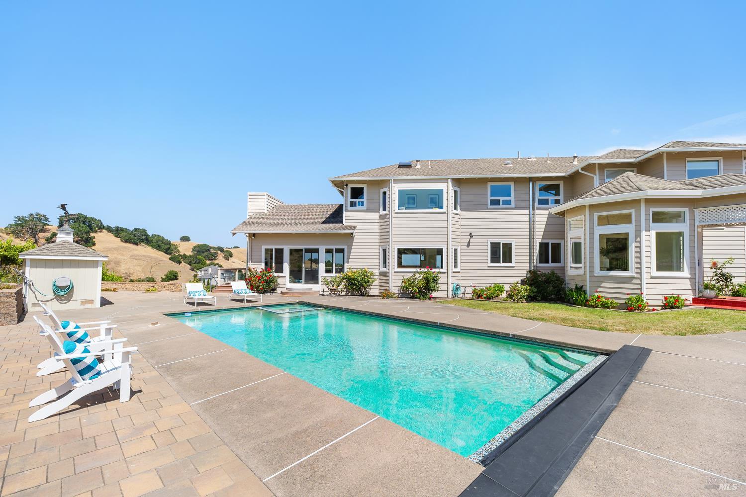 15 Ravine Way Novato CA 94947