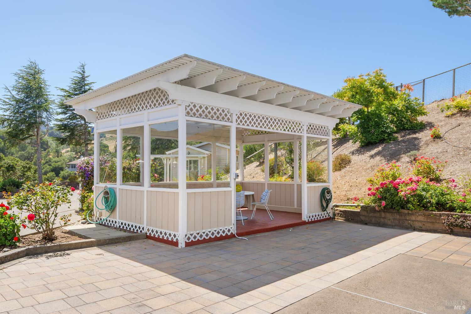15 Ravine Way Novato CA 94947