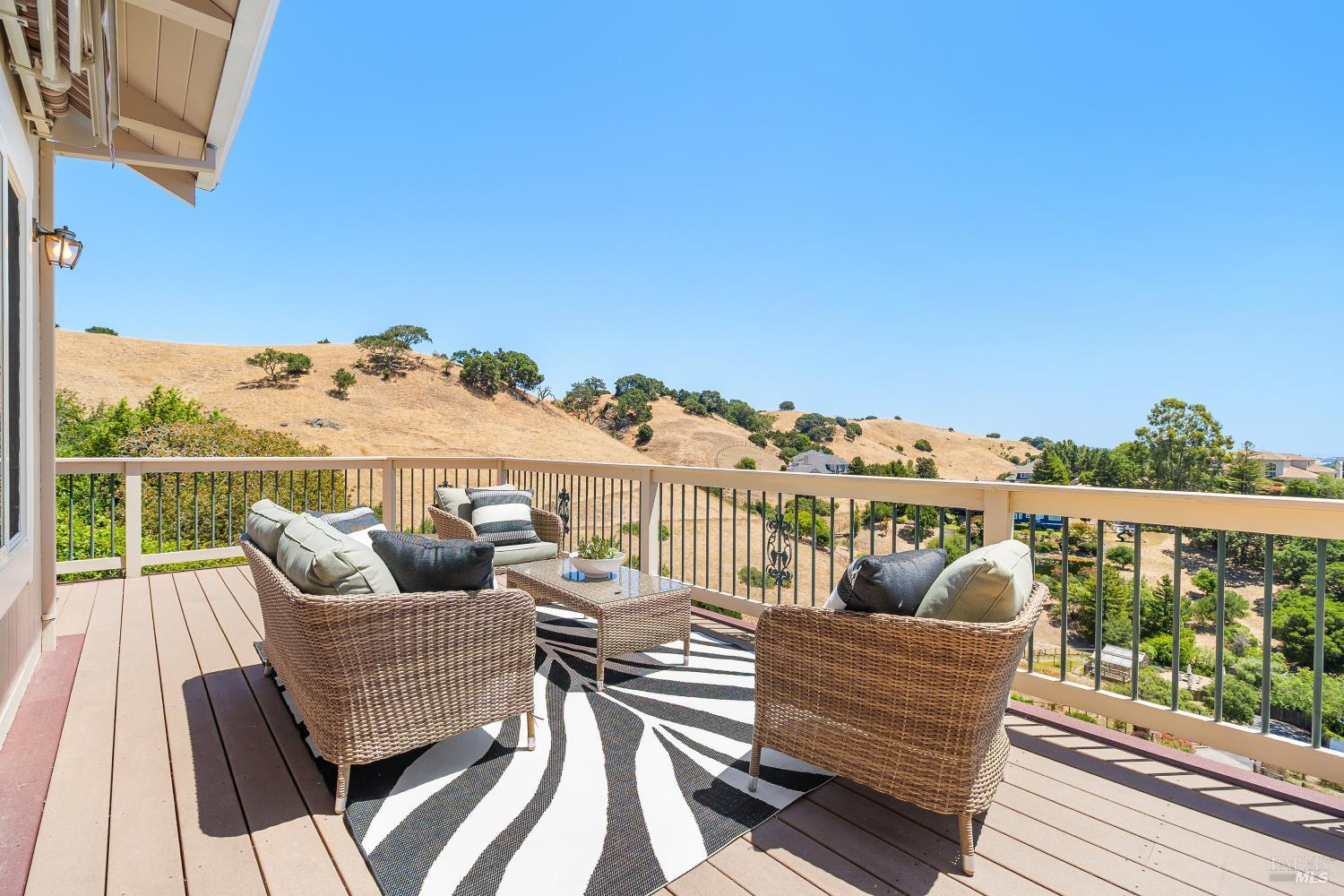 15 Ravine Way Novato CA 94947