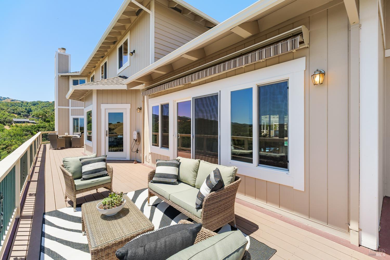 15 Ravine Way Novato CA 94947