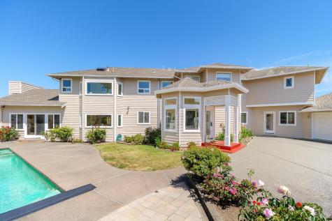 15 Ravine Way Novato CA 94947