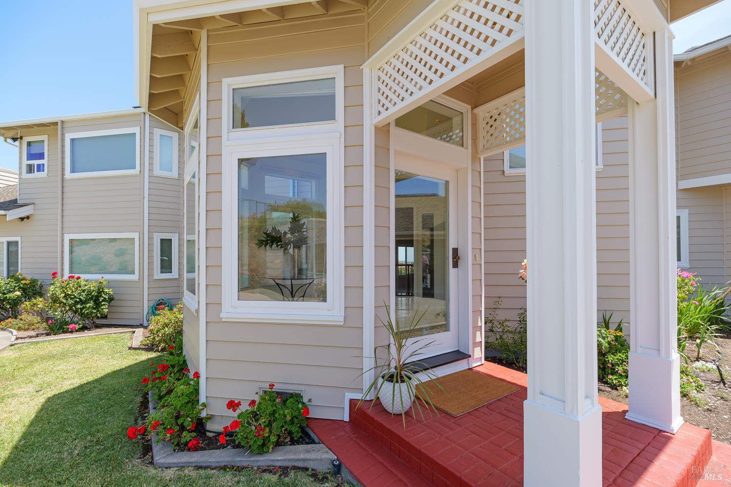 15 Ravine Way Novato CA 94947
