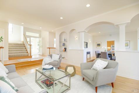 15 Ravine Way Novato CA 94947