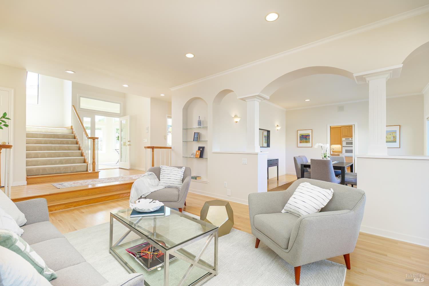 15 Ravine Way Novato CA 94947