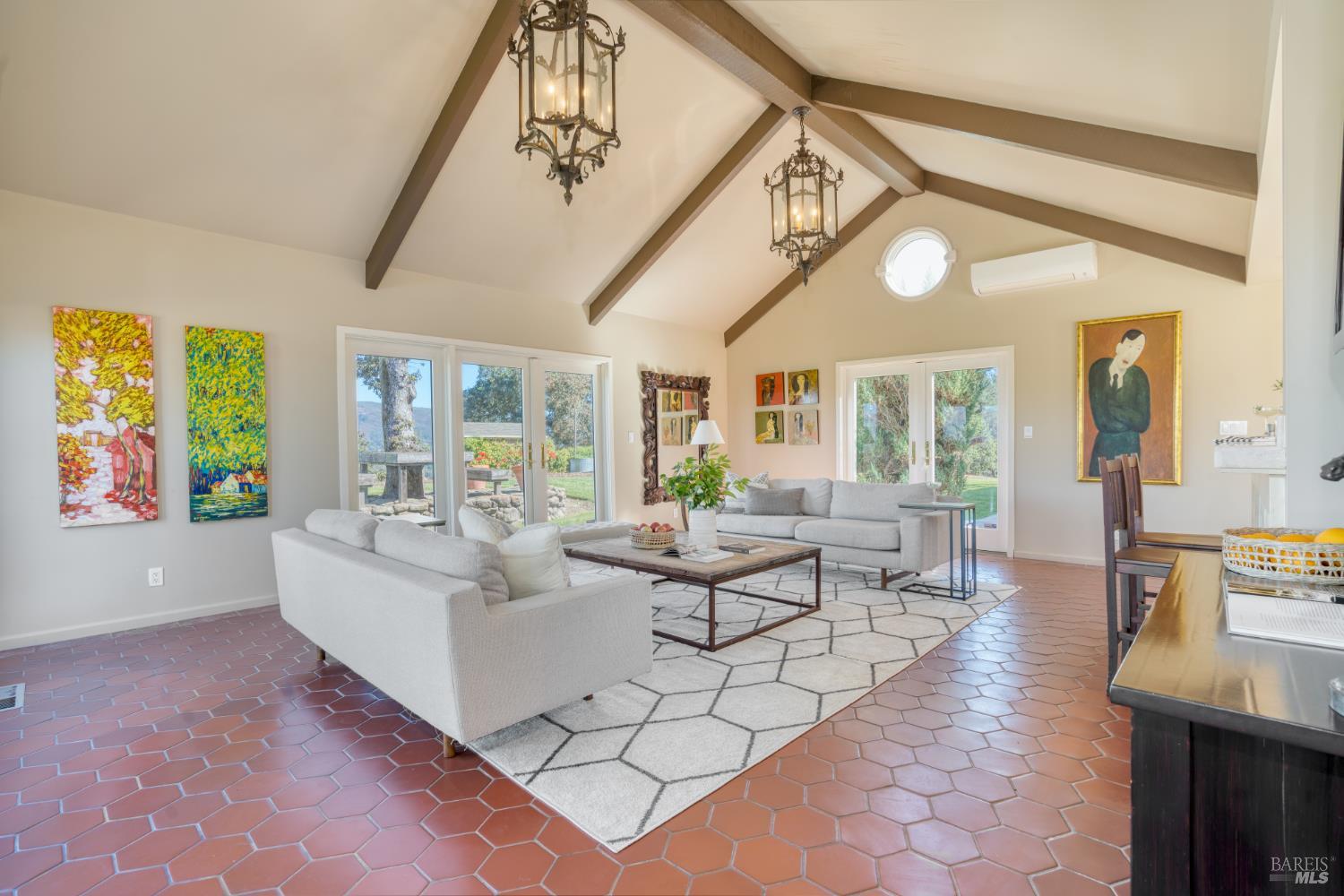 8325 Sonoma Mountain Road Glen Ellen CA 95442