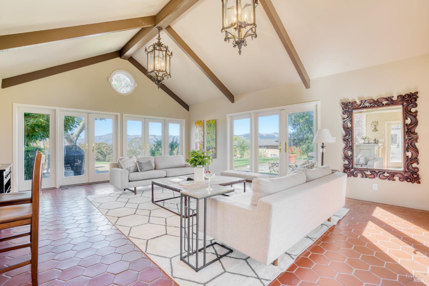 8325 Sonoma Mountain Road Glen Ellen CA 95442